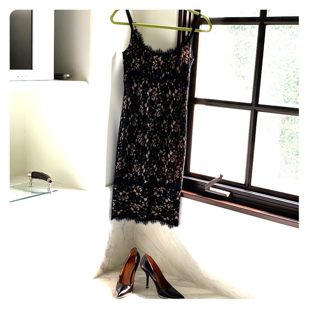 DVF black lace dress - Picture 1 of 5